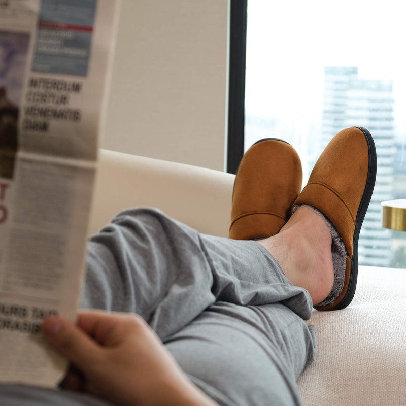 DL Men's Memory Foam Slippers with Fuzzy Plush Lining, Slip On House Slippers with Indoor Outdoor Anti-Skid Rubber Sole, Brown, 9-10 - Image 5